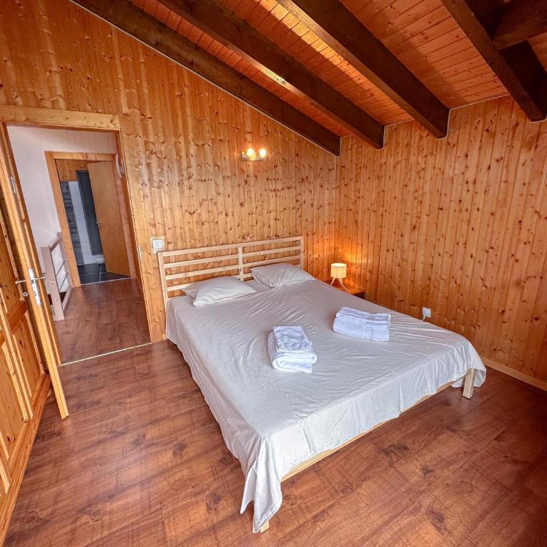 Chalet l'Aiglon Valais - Vue, Confort, Jacuzzi - Chalet - 7