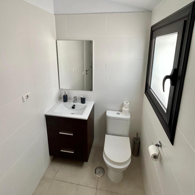 Pool view 2 bed duplex in Castle Harbour C207 - Apartment with Pool View - 12