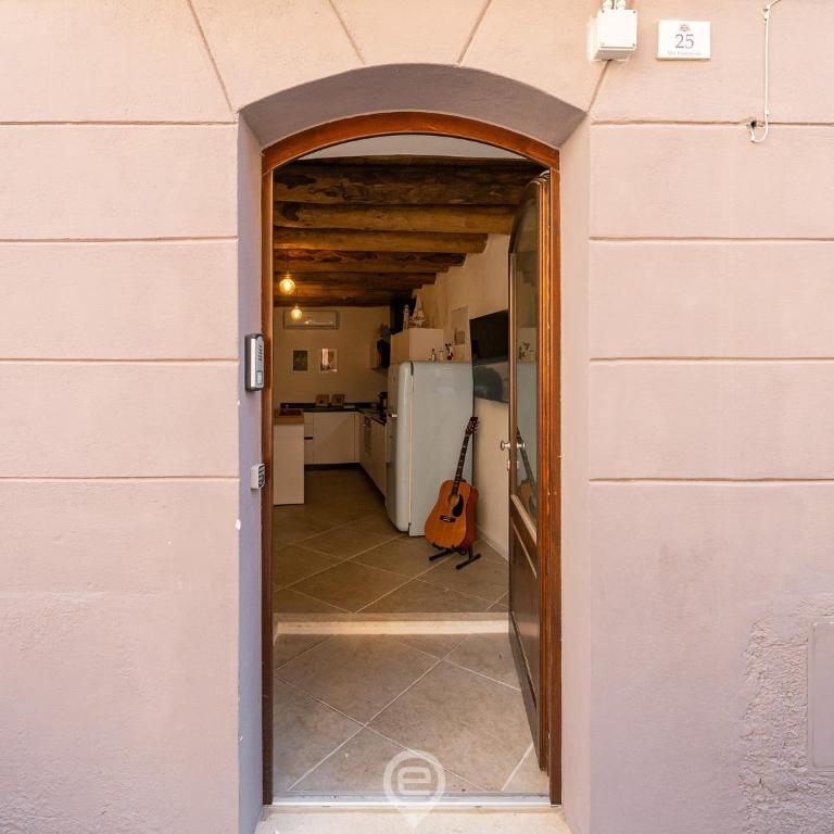 Classic Urban Elegance - One-Bedroom Apartment - 21