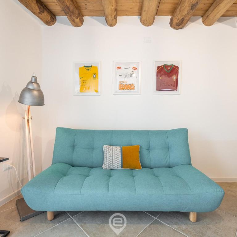 Classic Urban Elegance - One-Bedroom Apartment - 3