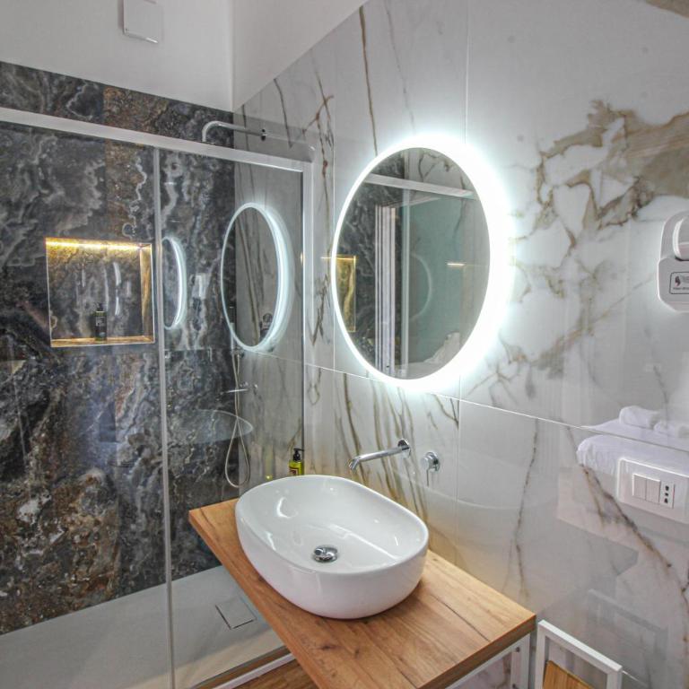 Dadà - Luxury Suite - Camera Tripla Luxury - 1