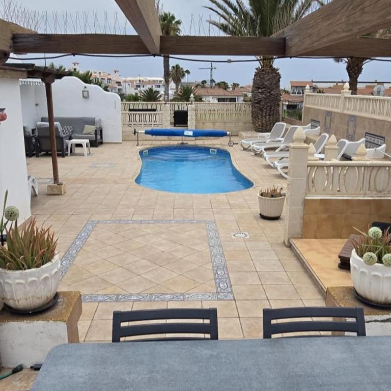 VILLA MALPAS Exceptional 3 Bed Villa - Sleeps 6 - Pool - HotTub- Parking - Villa de 1 dormitorio - 4