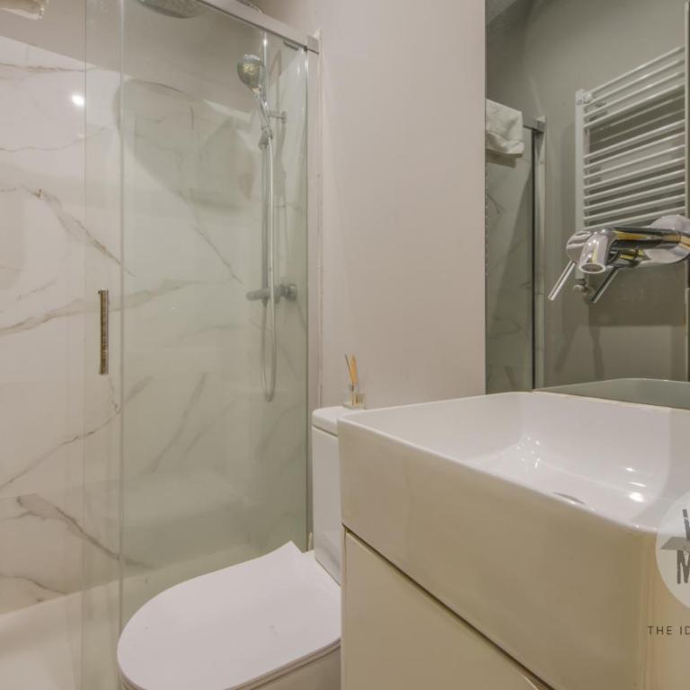 Cool Duplex para 7, cerca de Tirso de Molina E2 - Apartment - 5
