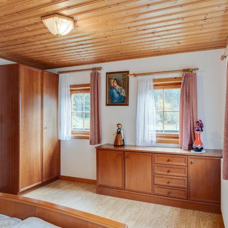 Chalet in Matrei near Ski Lift & Bus - Ferienhaus mit 5 Schlafzimmern - 18