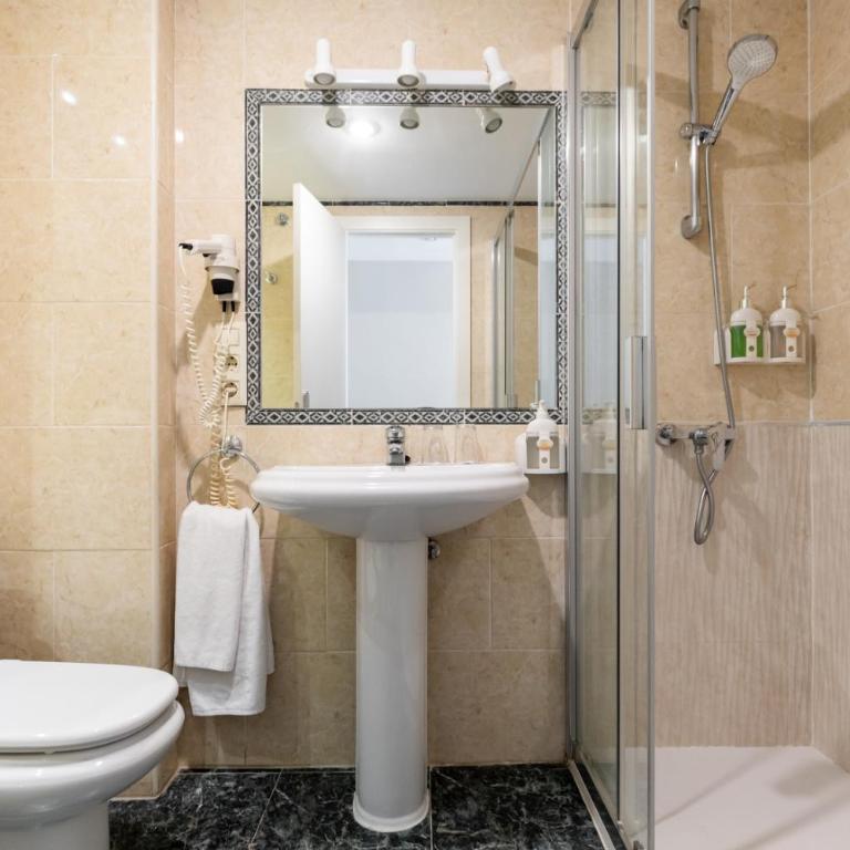 Colectia Hotel Santa Lucía - Twin Room - 5