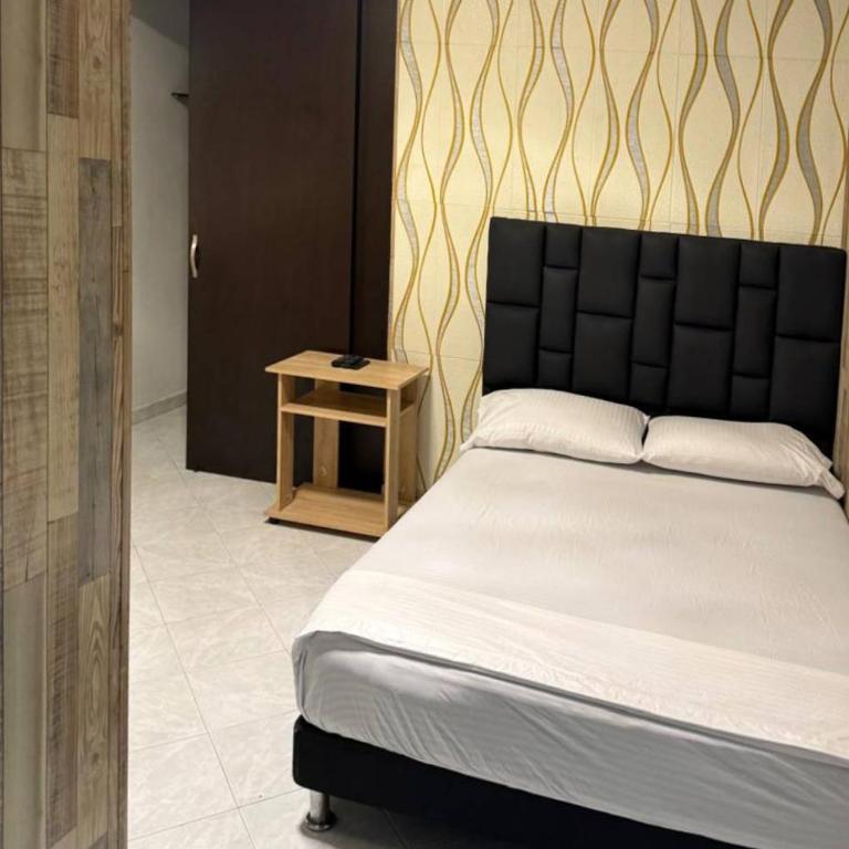 Apartahotel Casa Blanca - Double Room with Private Bathroom - 22