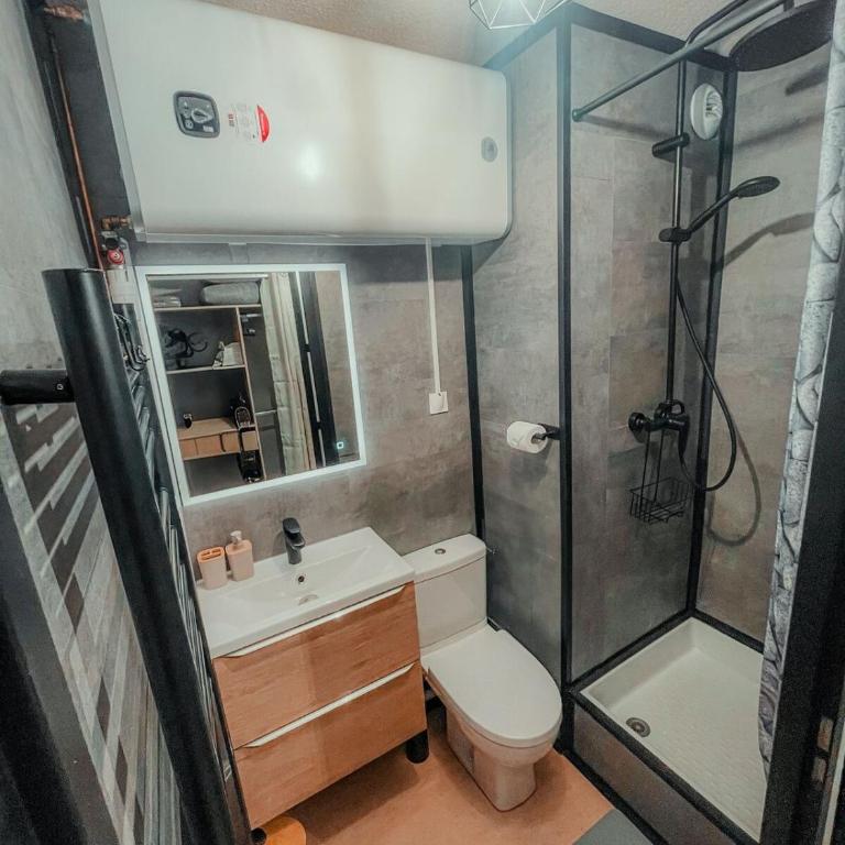 Studio du voyageur, Gare, Centre, Europole, CEA - One-Bedroom Apartment - 8