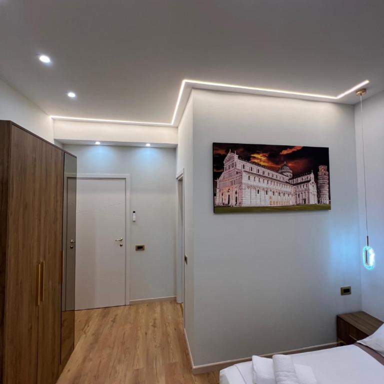 Golden House - King Room - 2
