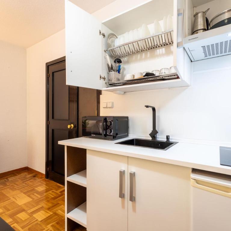Apartamentos Florida - Apartamento de 2 Dormitorios en Madrid Centro - Two-Bedroom Apartment - 19