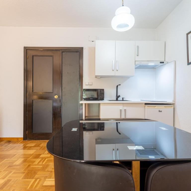 Apartamentos Florida - Apartamento de 2 Dormitorios en Madrid Centro - Two-Bedroom Apartment - 11