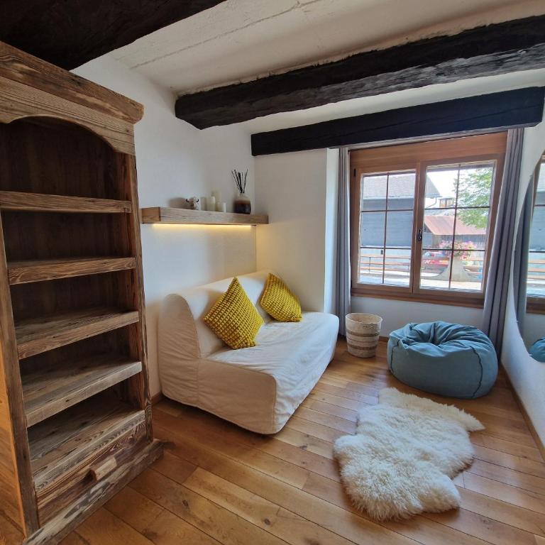 Chalet typique proche Crans Montana - Chalet - 5