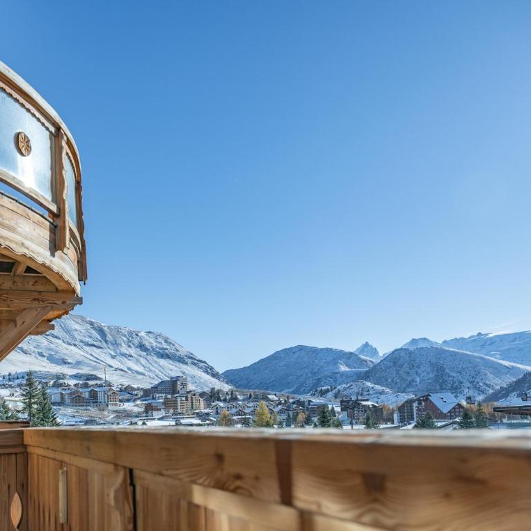 Alpe d'Huez Houses - Chateau Noir - Grand standing pour 4 ou 5, Sauna, Fitness, Babyfoot - Appartamento Deluxe con 2 Camere da Letto e Balcone - 1
