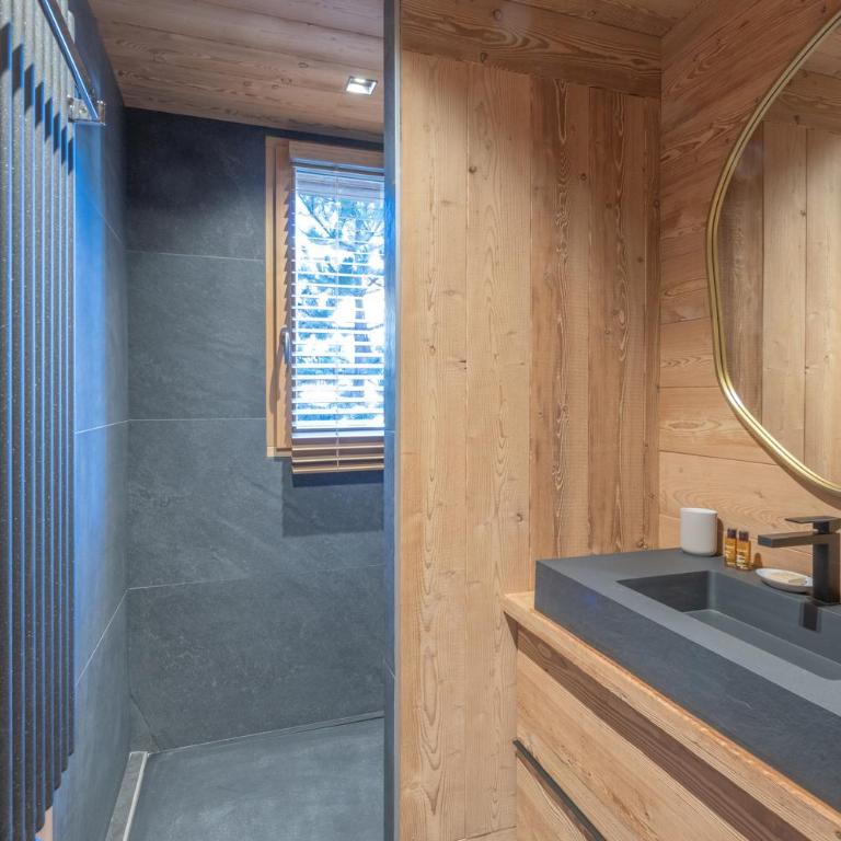 Alpe d'Huez Houses - Sarenne - Grand standing pour 4ou5 Sauna Fitness Babyfoot - Appartement 2 Chambres Deluxe avec Balcon - 4
