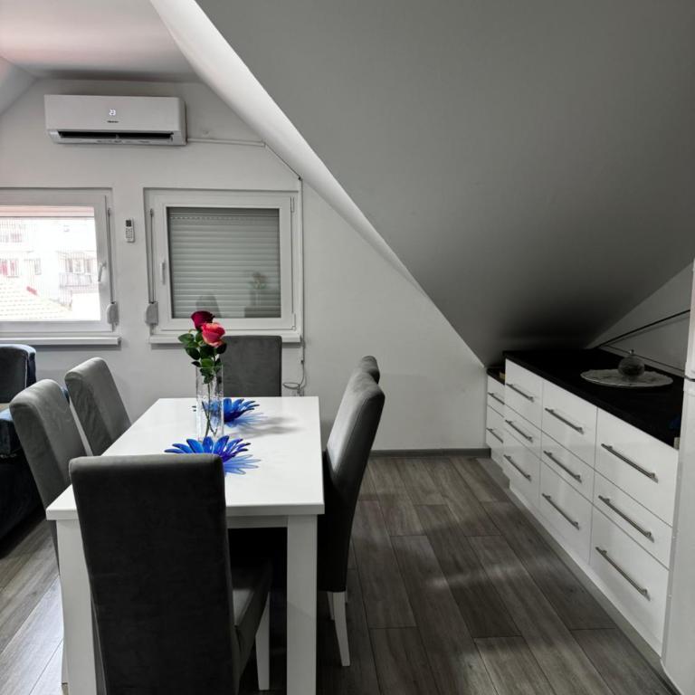 Aparmtan AM - Apartman sa 1 Spavaćom Sobom - 2