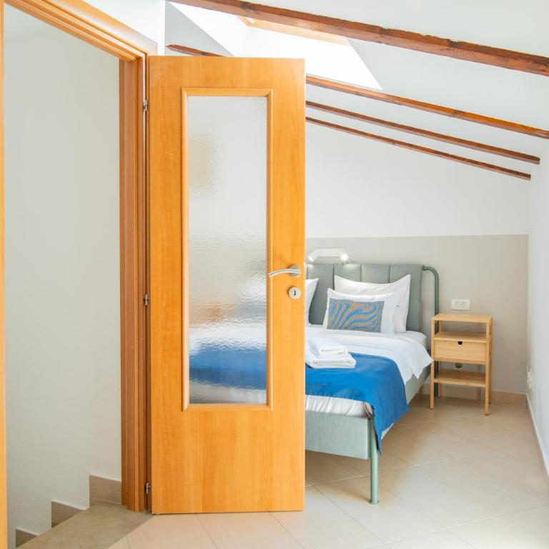 Casa Campana - One-Bedroom Apartment - 10
