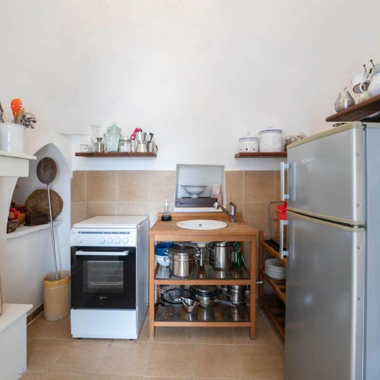 Dimora Laveneziana by Rentbeat - Villa - 9