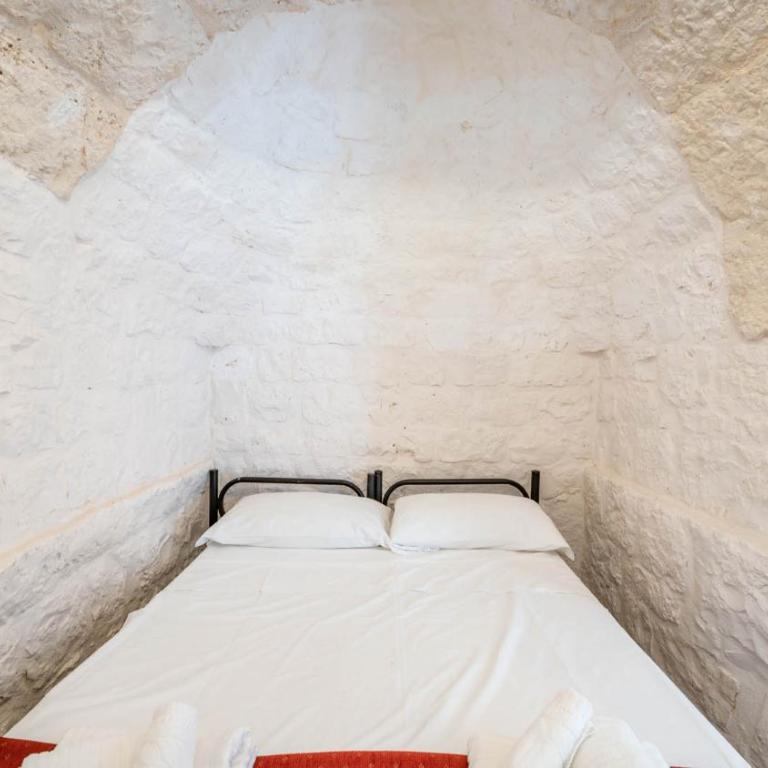 Dimora Laveneziana by Rentbeat - Villa - 32
