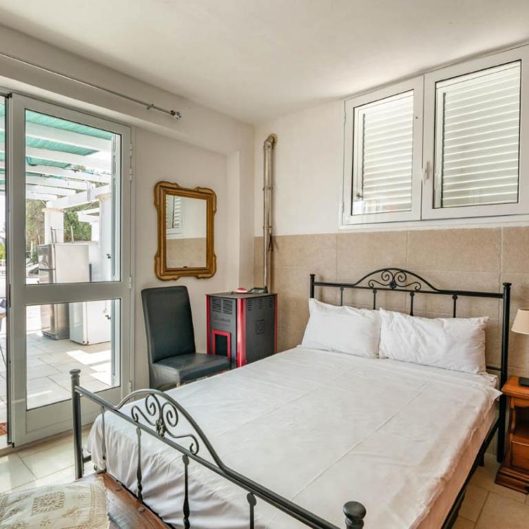 Dimora Laveneziana by Rentbeat - Villa - 29