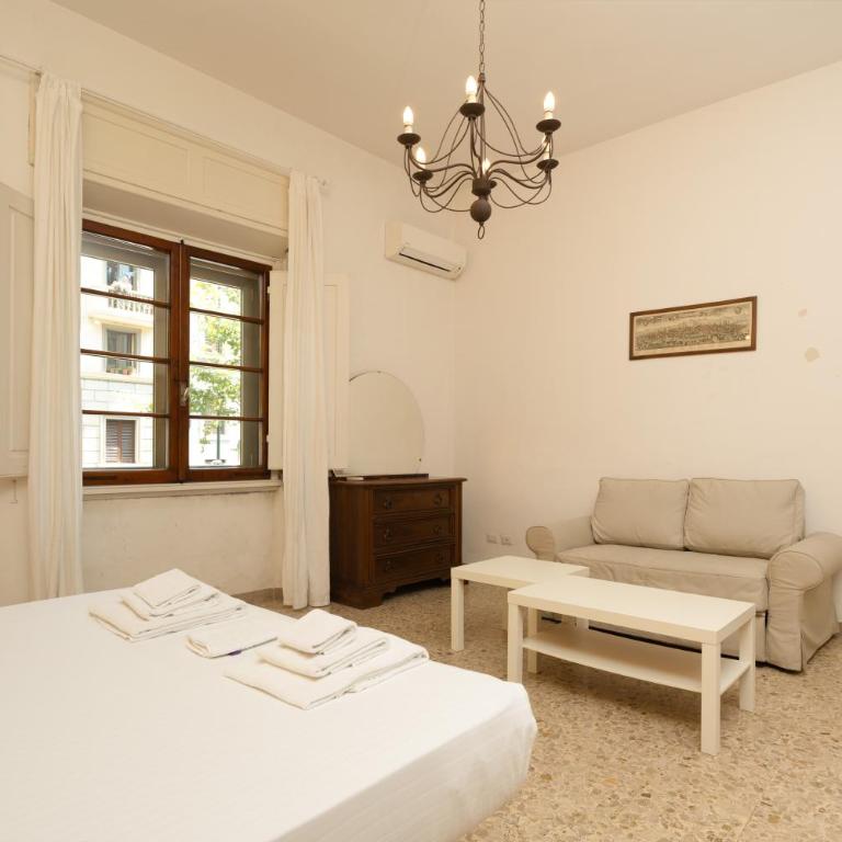 Spacious Oltrarno Apartment with Private Garden - Appartamento con 3 Camere da Letto - 7