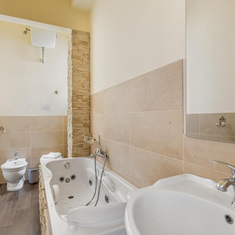 GuestHost - Ponte Vecchio Roomy Apartment - Appartamento con 4 Camere da Letto - 19