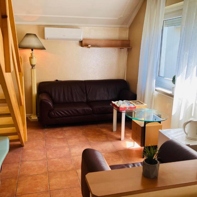 Lovely Garden Executive 100m2 Apartment - Business & Long Stay Novi Sad - Apartman sa 2 Spavaće Sobe - 49