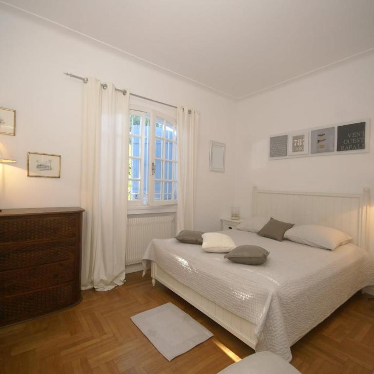 Holiday Home in Var near Beaches & Pool - Maison de Vacances 3 Chambres - 5