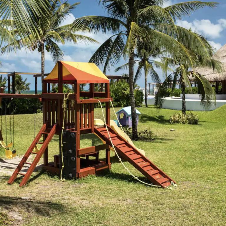 Beachfront Condo AC Pool WiFi Laundry - Apartamento de 2 dormitorios con balcón y vistas al mar - 61