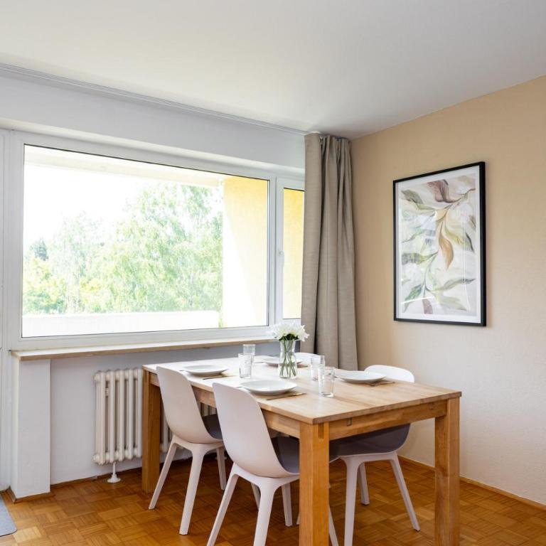 Würzburg Hideaway, ruhige Wohnung mit Balkon - Apartment mit 2 Schlafzimmern - 30