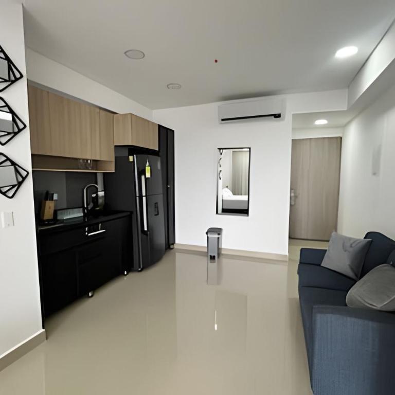 Brand New Condo With Balcony Near Beach & Old Town - Apartamento - 27