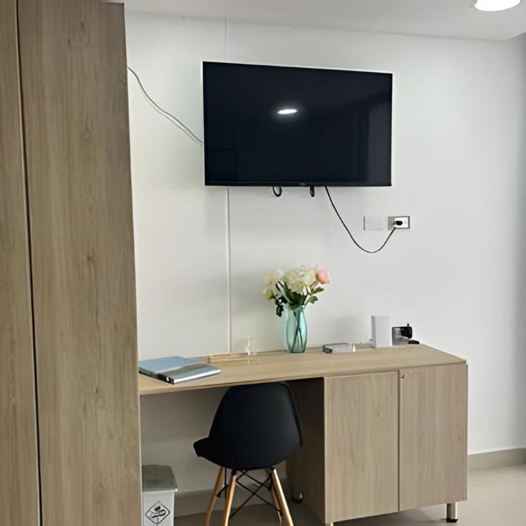 Brand New Condo With Balcony Near Beach & Old Town - Apartamento - 31