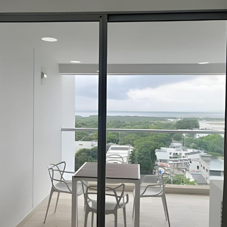 Brand New Condo With Balcony Near Beach & Old Town - Apartamento - 34