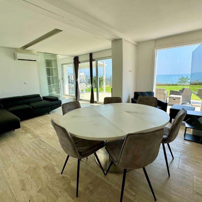 Mont des Olives - Cap D'ail- app1 - Appartement 2 Chambres - 4