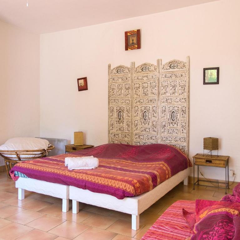 Mansion in Fréjus with Private Pool - Maison de Vacances 4 Chambres - 4