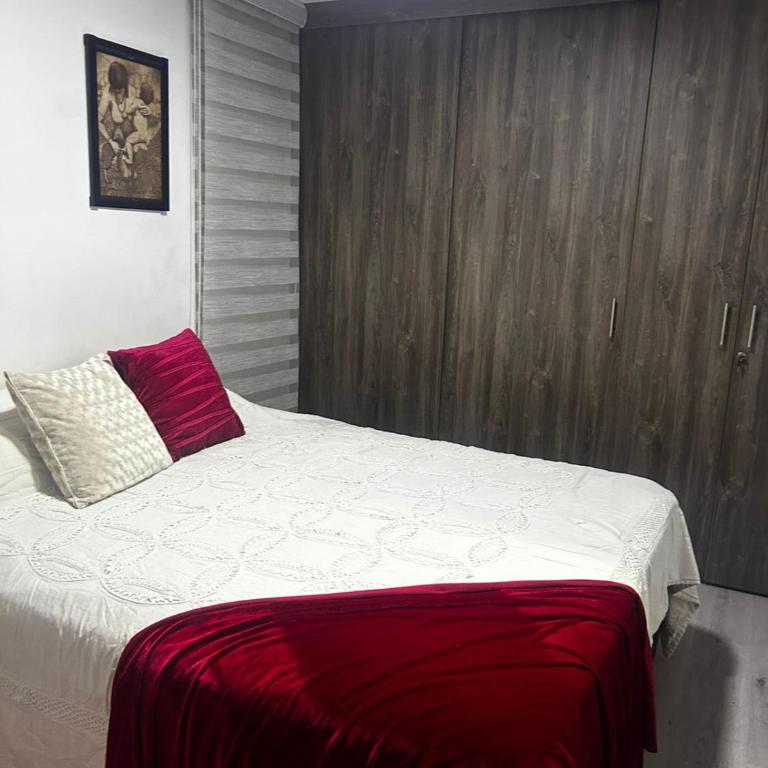 Aptosvacacionales Medellín - Apartment with Balcony - 3