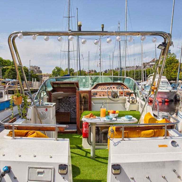 Séjour Insolite sur Ulysse - Bateau - Port de Caen - Casa Mobile - 17