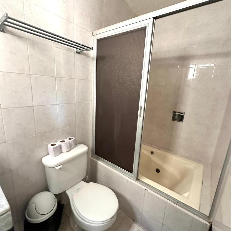 Casa cerca de la zona hotelera con una alberca increíble - Casa de 5 dormitorios - 4