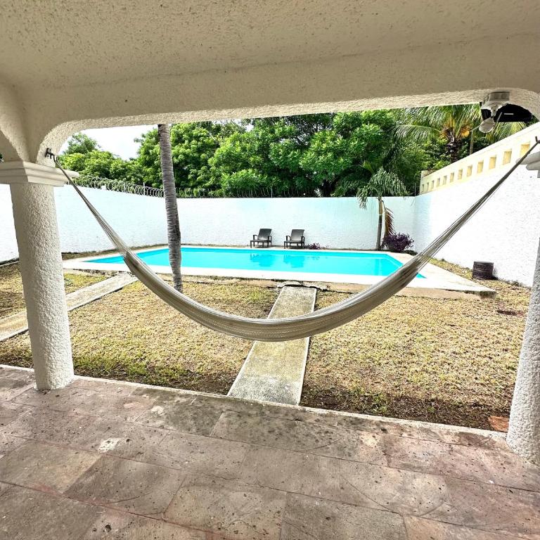 Casa cerca de la zona hotelera con una alberca increíble - Casa de 5 dormitorios - 1