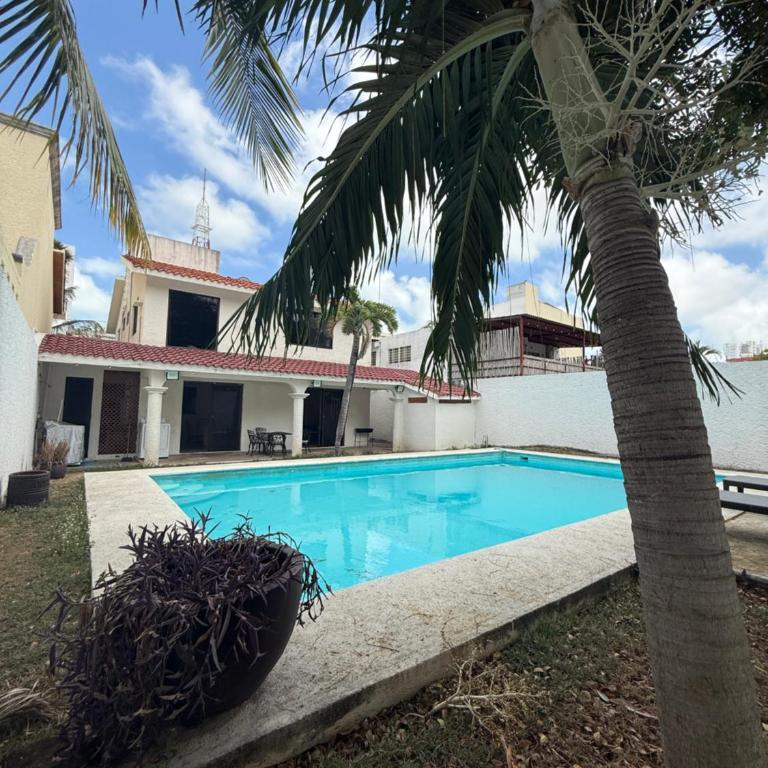 Casa cerca de la zona hotelera con una alberca increíble - Casa de 5 dormitorios - 44