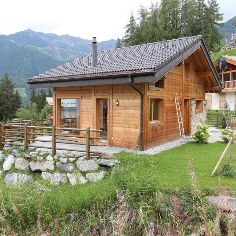 Chalet in La Tzoumaz near Ski Slopes - Superior Chalet - 25