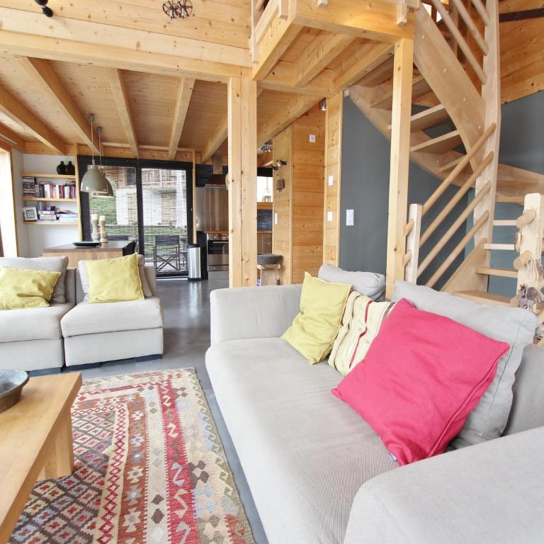 Chalet in La Tzoumaz near Ski Slopes - Superior Chalet - 2