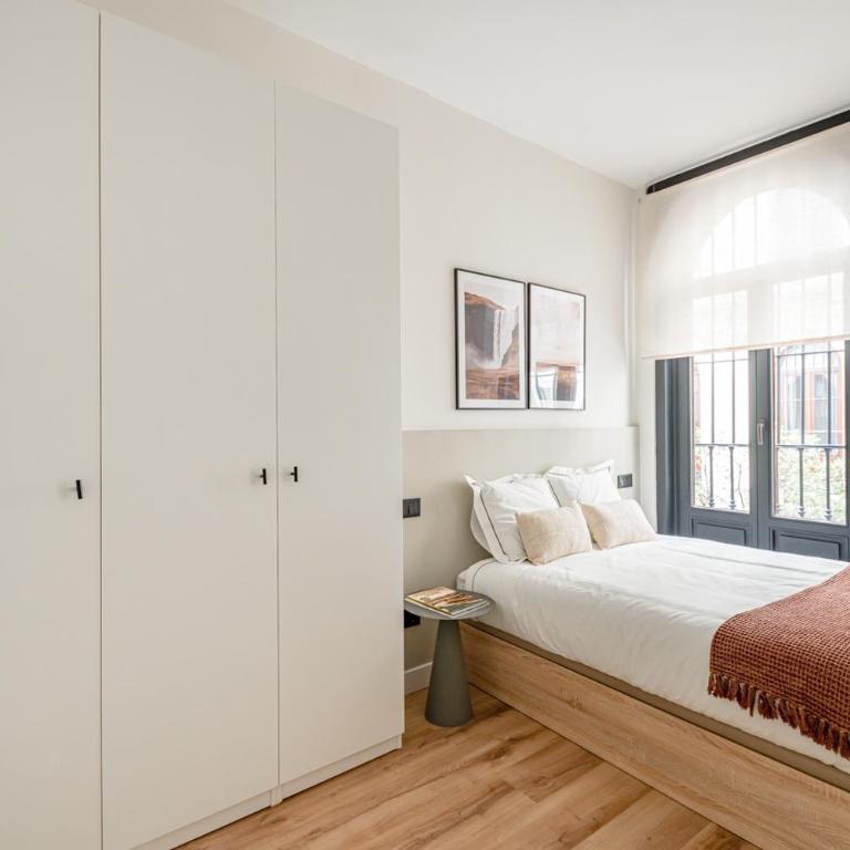 Trees Chueca Apartments - One-Bedroom Apartment - 1
