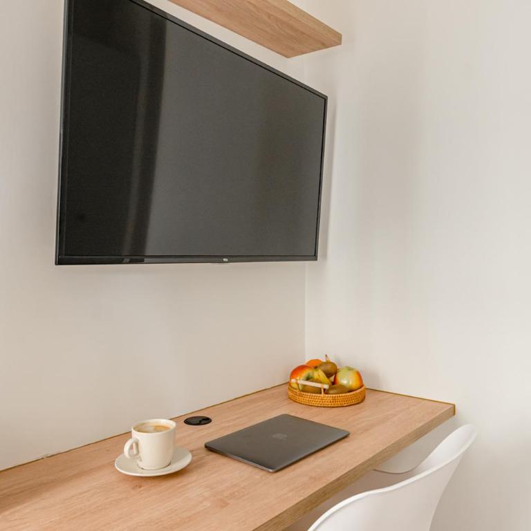 Trees Chueca Apartments - One-Bedroom Apartment - 5