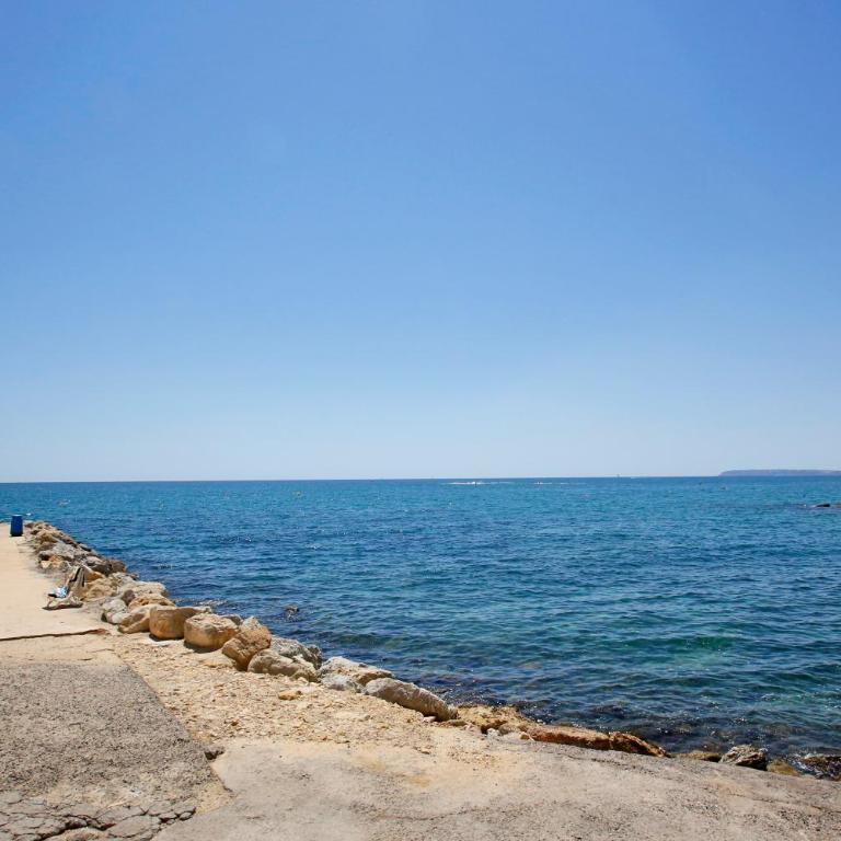 Estudio frente al mar con preciosas vistas - One-Bedroom Apartment - 26