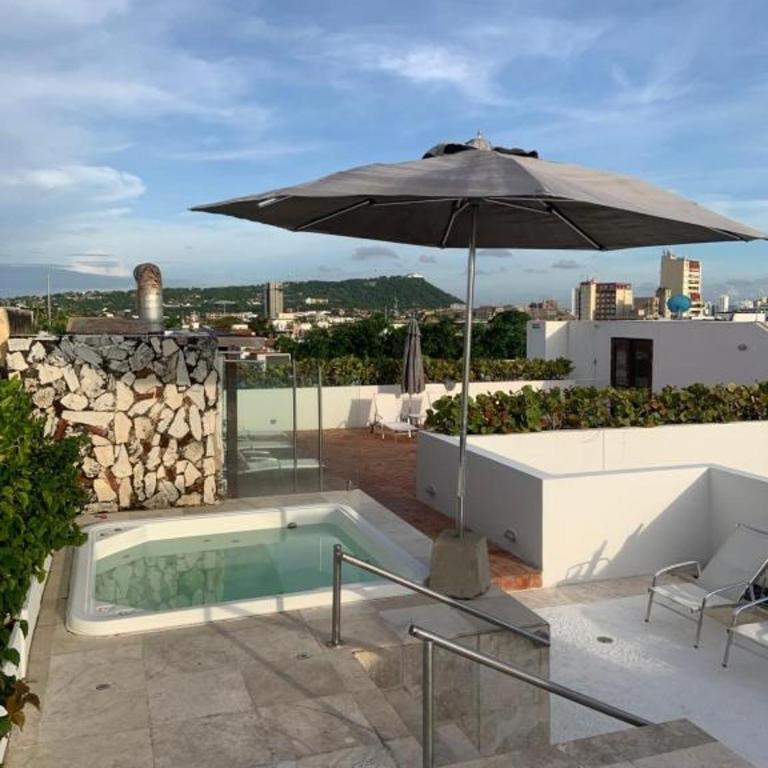 Incredible 2BR with AC in Ciudad Amurallada - Apartment - 5