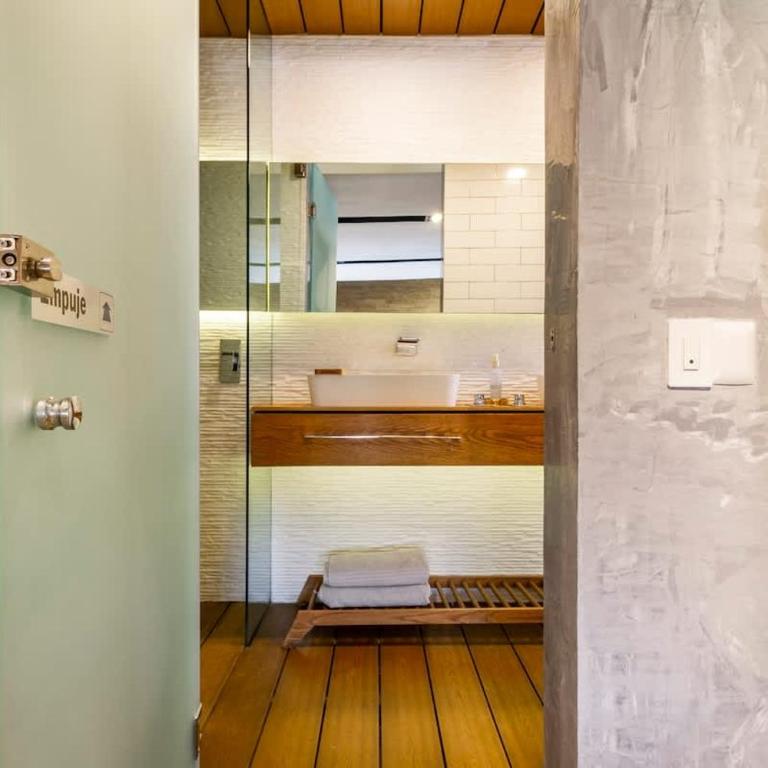 Rooftop & Private Pool Property Family - Family Room - 17