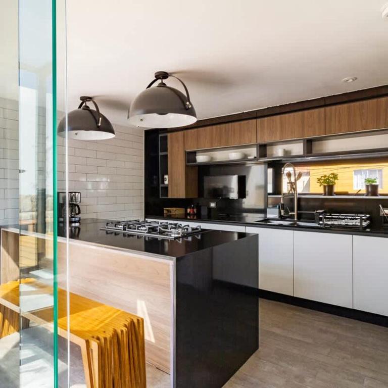 Rooftop & Private Pool Property Family - Family Room - 23