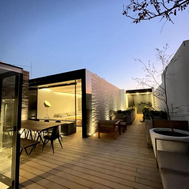 Rooftop & Private Pool Property Family - Family Room - 50
