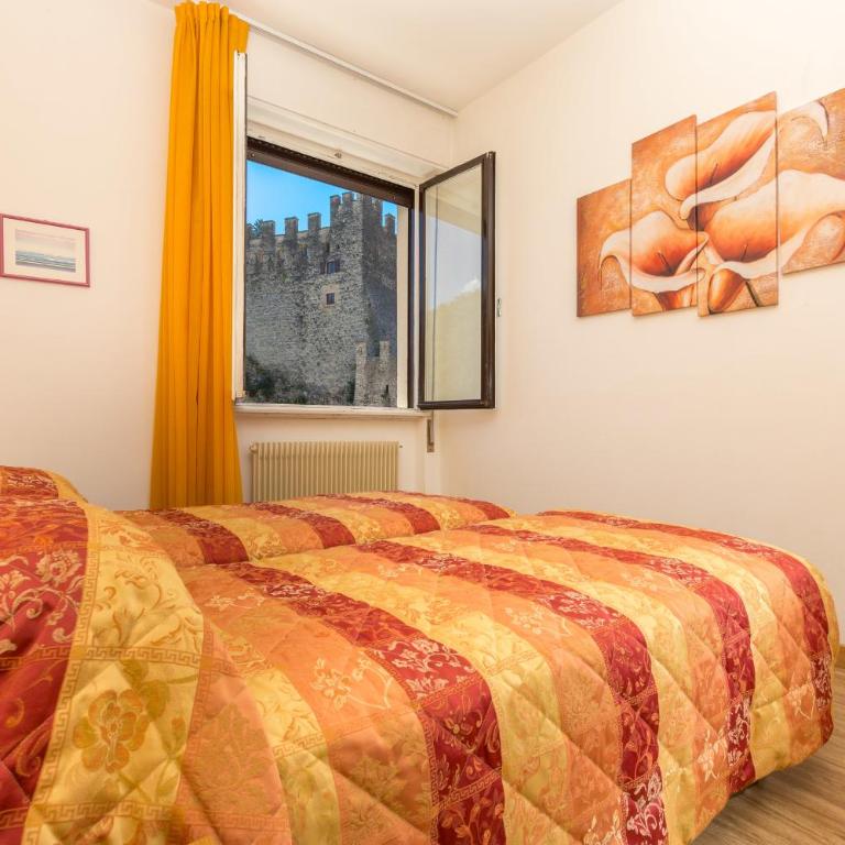 Hotel Antica Croce - Gardaslowemotion - Camera Familiare con Balcone - 8