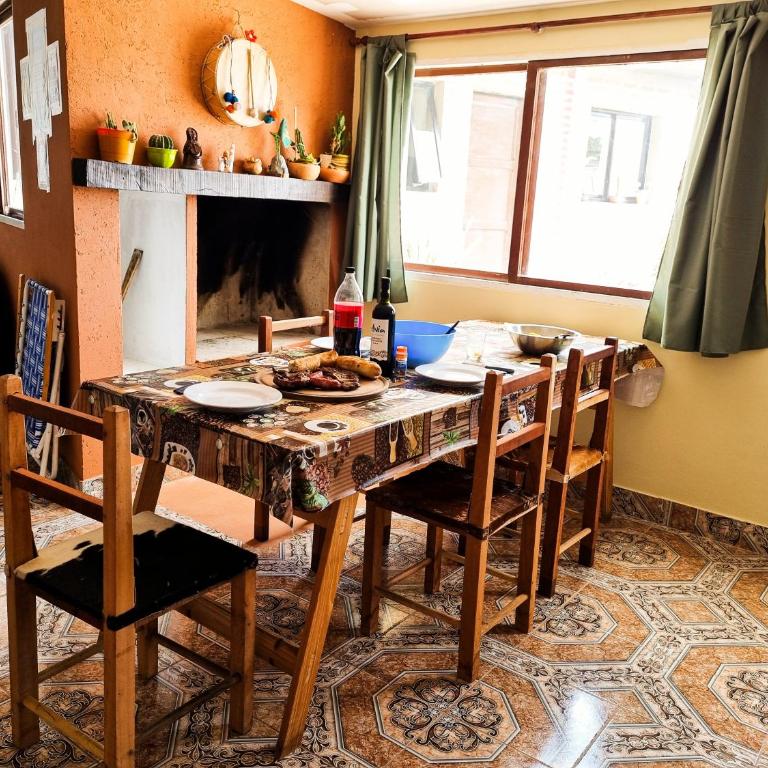 Hospedaje Familiar Arcoíris Jujuy - Basic Triple Room with Shared Bathroom - 2