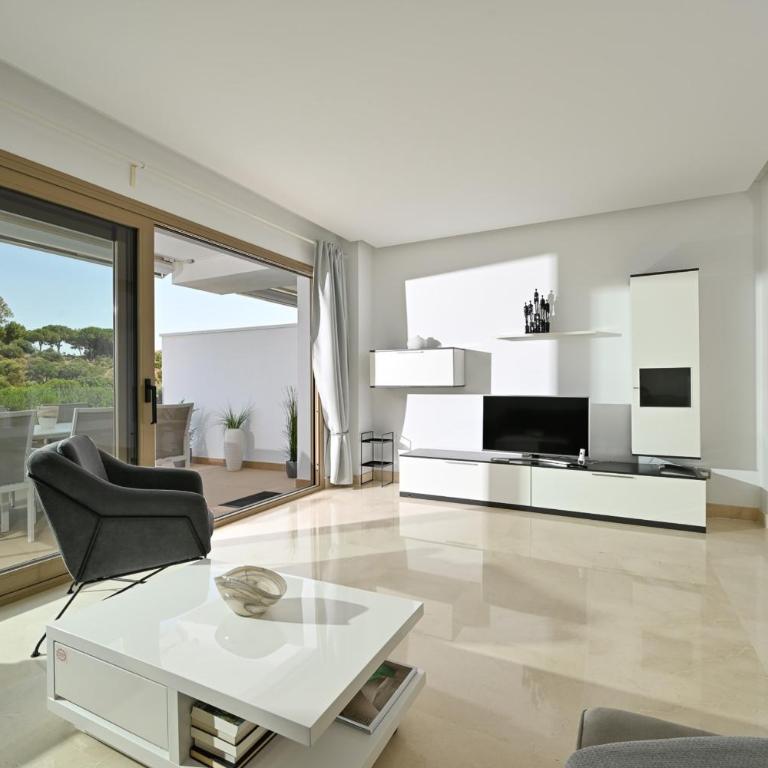 Modern 2-Bedroom Apartment in Horizon Golf Mijas Golf - Apartamento con terraza - 6